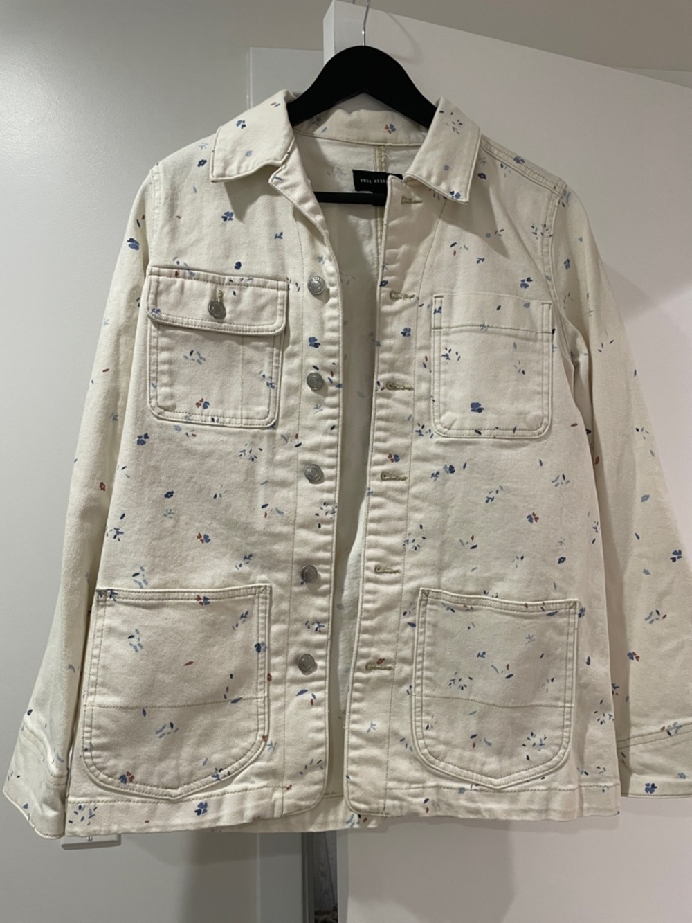 Women’s Cream Utility Jacket with Subtle Floral Print